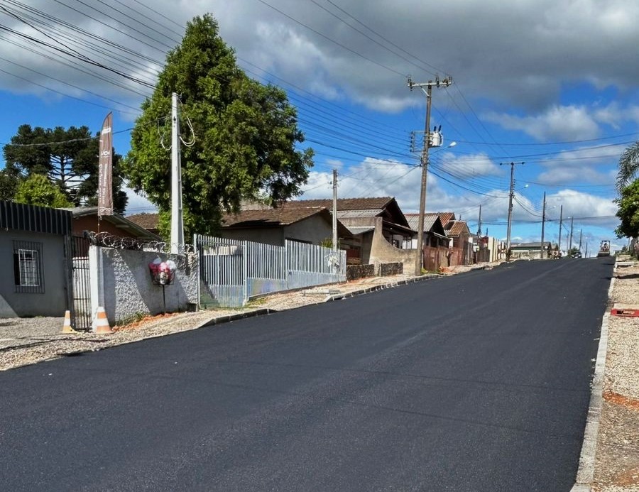 Prefeitura de Lages Mais duas pavimentações entram em fase final nos bairros Caravágio e Guarujá