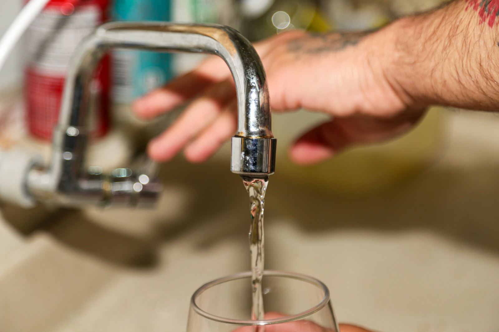 Prefeitura de Lages Moradores de Santa Terezinha do Salto Caveiras são acionados à prestação de atendimento no dia 1º de novembro para atualização de dados cadastrais e regularização de ligações de abastecimento de água 