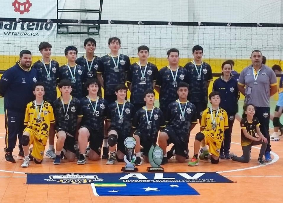 Prefeitura de Lages ALV conquista título da Liga Serrana Sub-16 e leva troféu eficiência