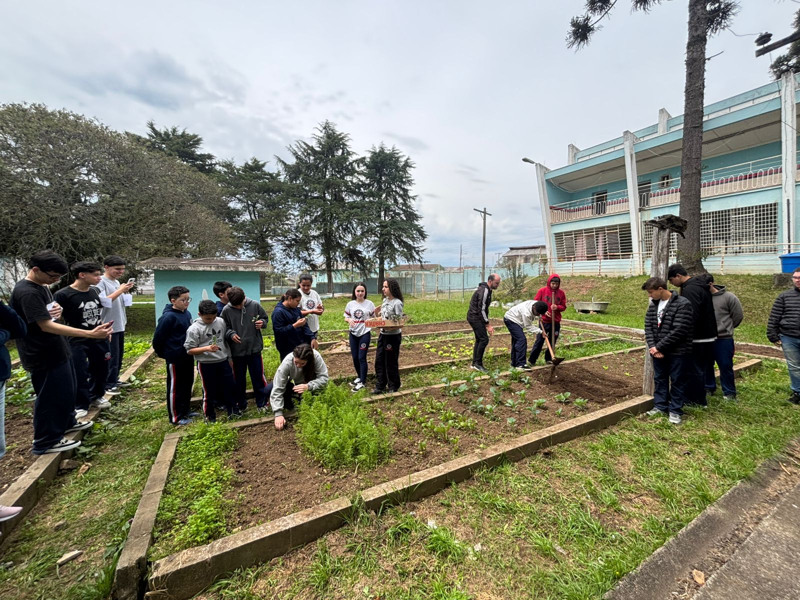Prefeitura de Lages Grupos de estudantes de 15 escolas já estão inseridos no projeto Terra Mágica