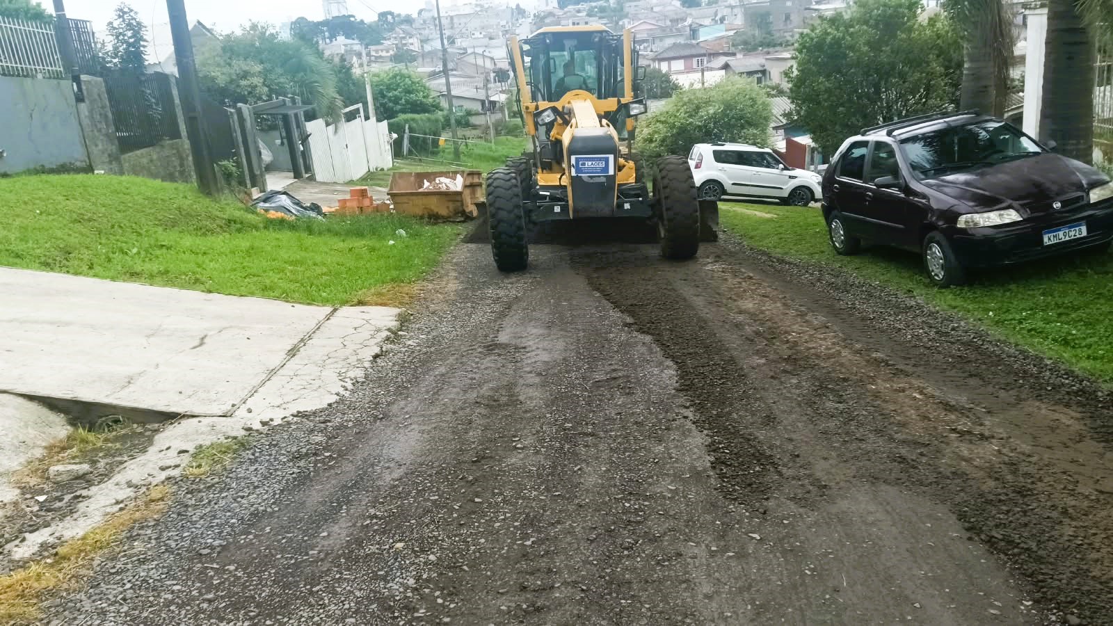 Prefeitura de Lages Ações preventivas e corretivas melhoram trafegabilidade em dez bairros de Lages