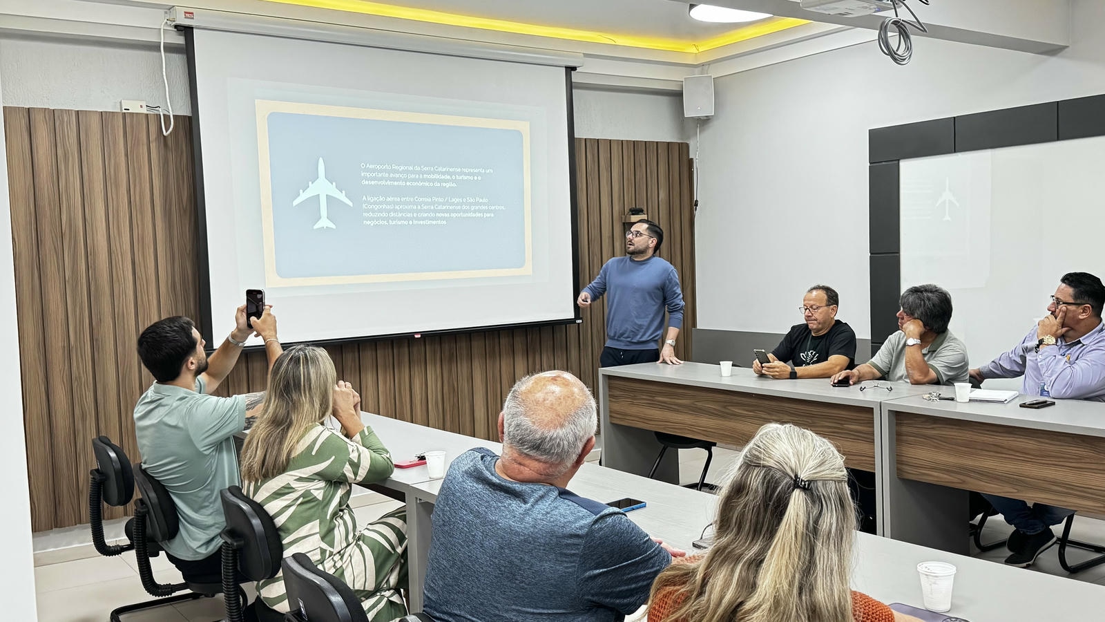 Prefeitura de Lages Núcleo de Comunicação da Acil em parceria com a Prefeitura de Lages lança campanha para o fortalecimento do Aeroporto Regional da Serra Catarinense