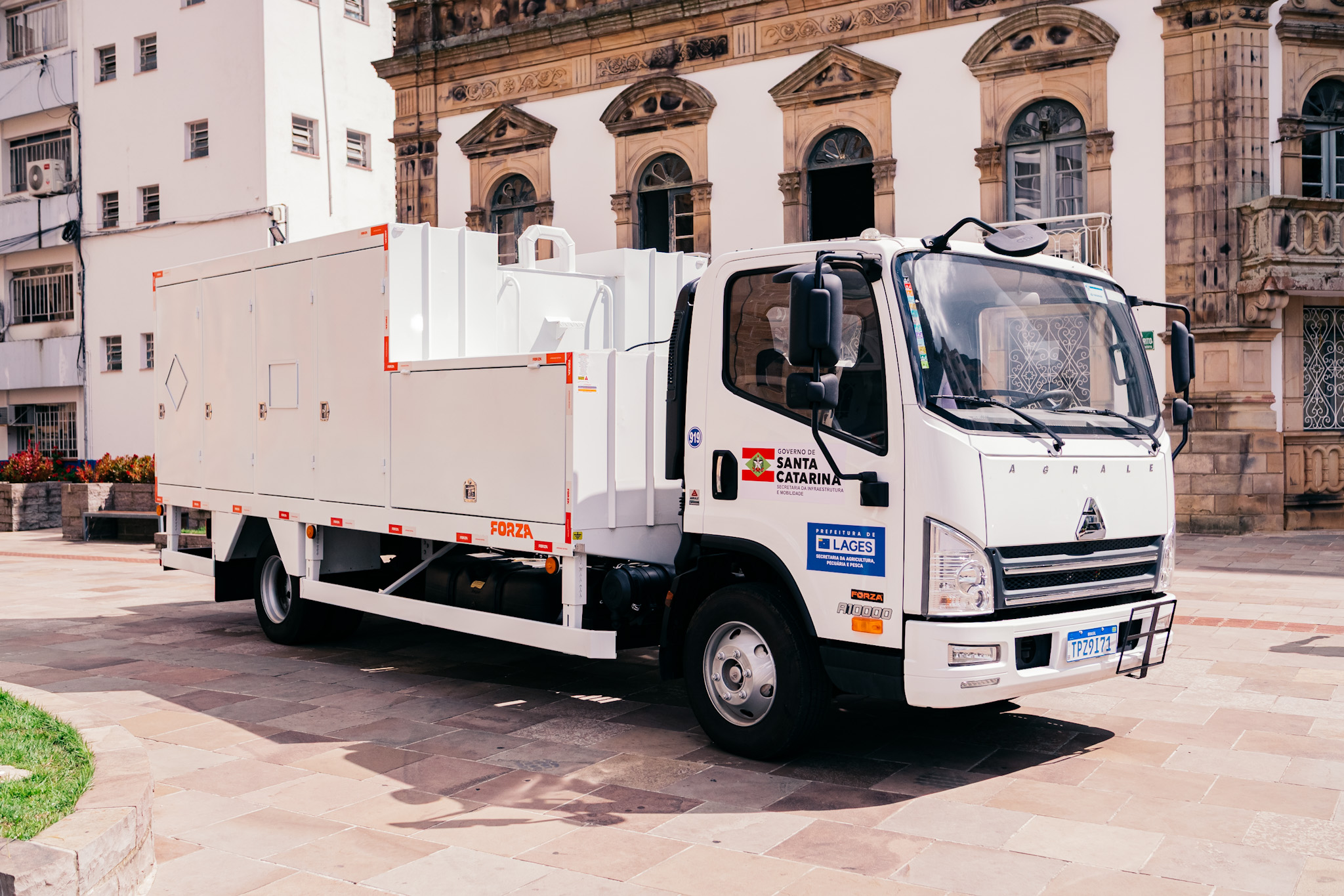 Prefeitura de Lages Parceria entre Estado e Município garante mais estrutura da Agricultura e qualifica serviços no interior de Lages