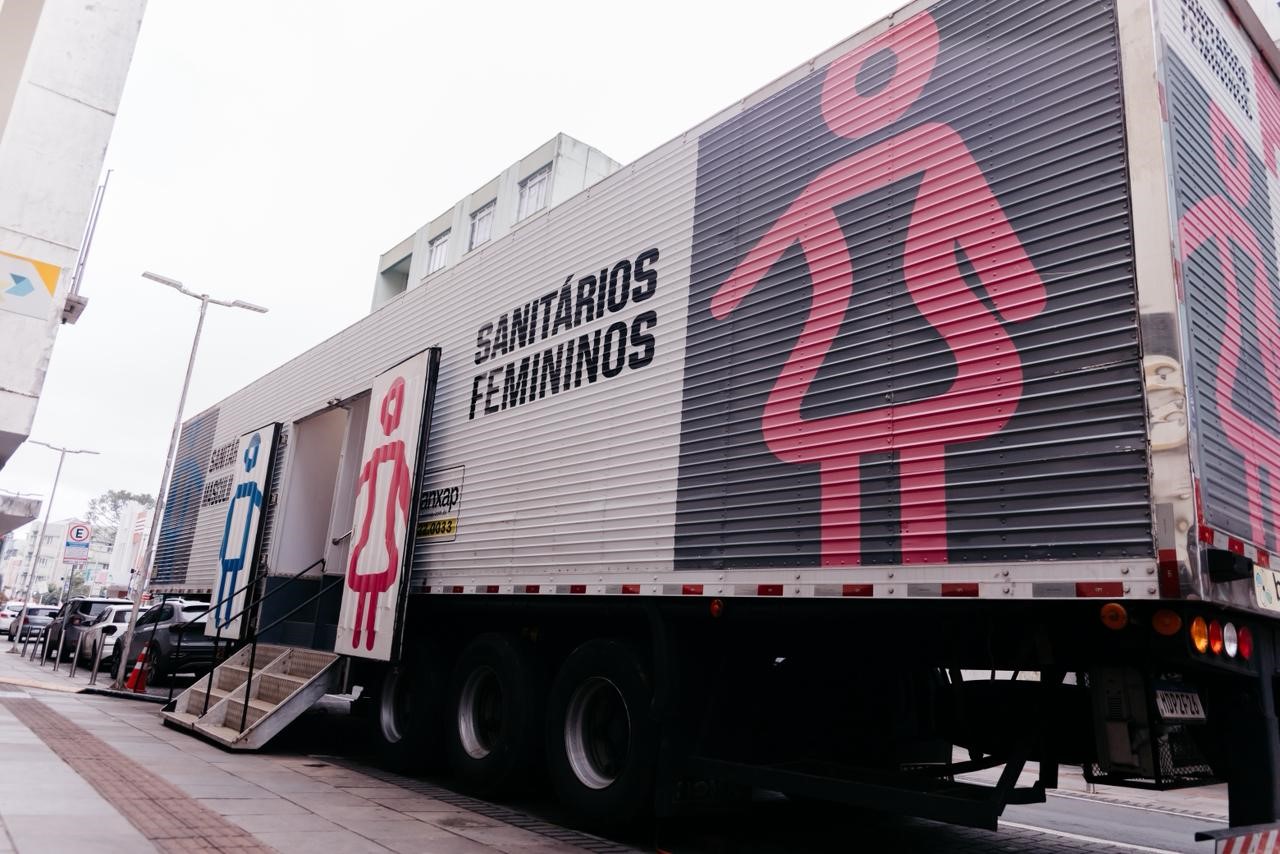 Prefeitura de Lages Banheiros públicos garantem mais conforto e acessibilidade durante a 36ª Festa Nacional do Pinhão