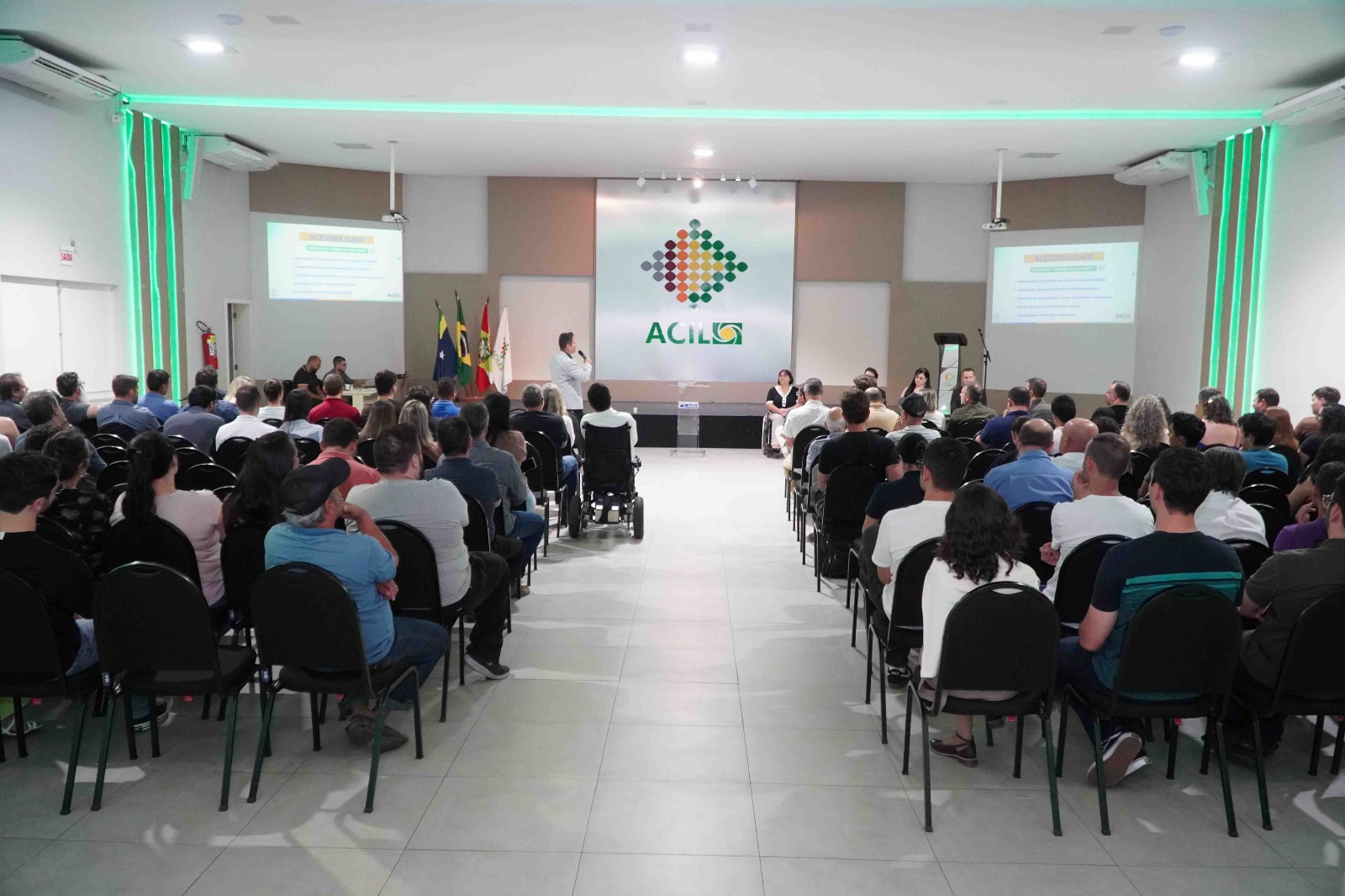 Prefeitura de Lages Acessibilidade em Lages: Prefeitura promoveu audiência pública para debater avanços e desafios