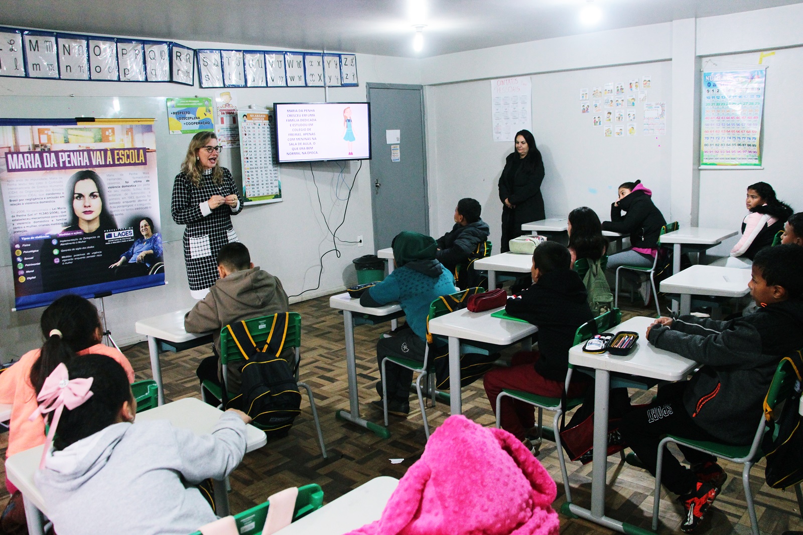 Prefeitura de Lages Prefeitura de Lages leva conscientização e informações sobre combate à violência contra a mulher para unidades de ensino municipais